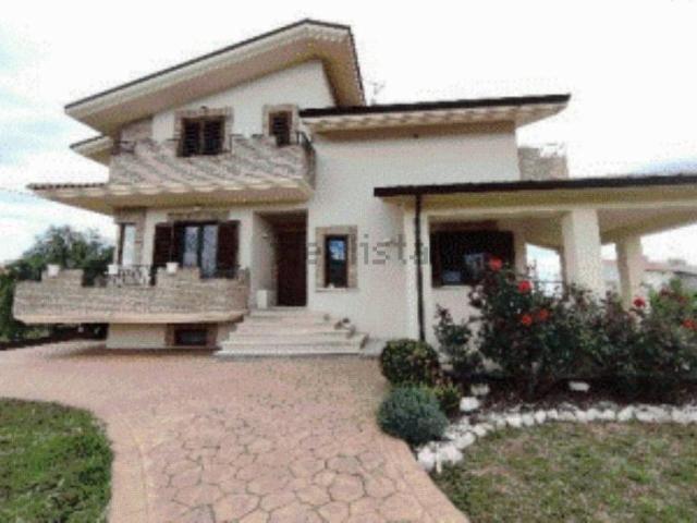 Casa in vendita a Pollutri, Abruzzo