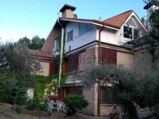 Casa in vendita a Terni, Umbria