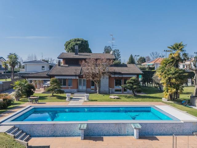 Casa in vendita a Cassano Magnago, Lombardia