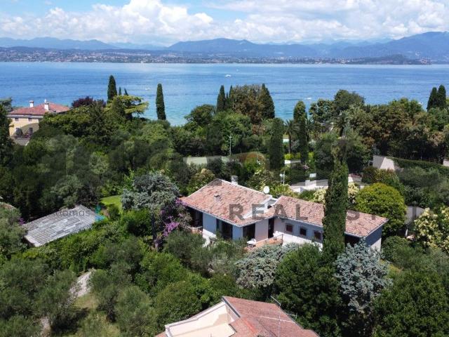 Casa in vendita a Sirmione, Lombardia