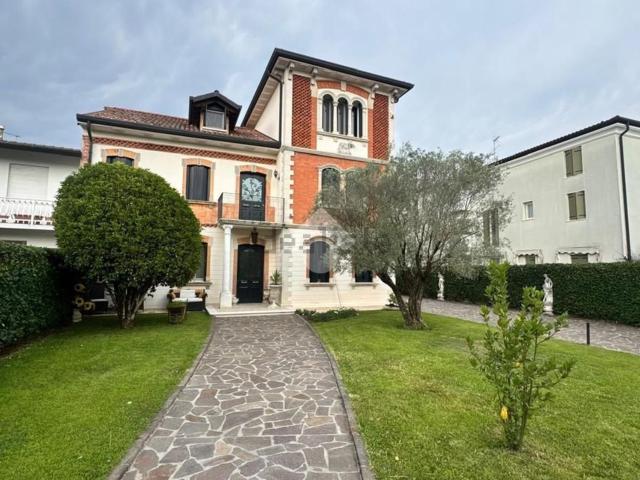 Casa in vendita a Fonte, Loria