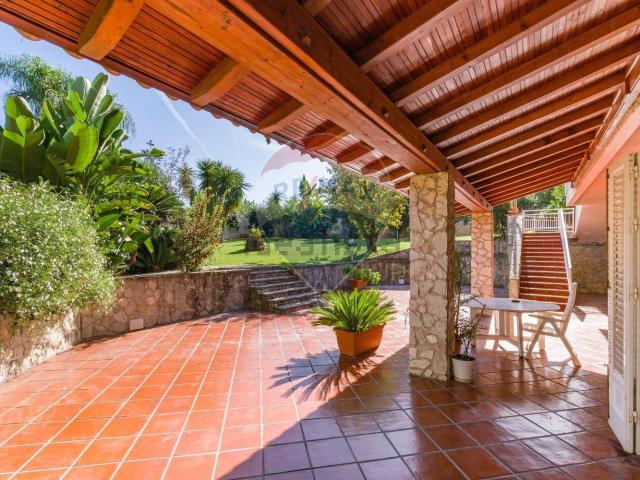 Casa in vendita a VI Circoscrizione, Palermo