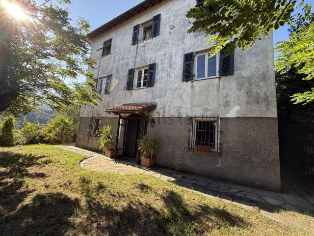 Casa in vendita a Mignanego, Liguria