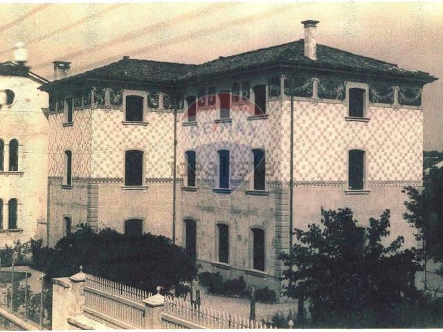 Casa in vendita a Pieve Di Soligo, Veneto