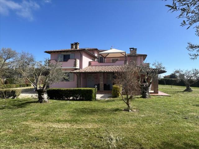 Casa in vendita a Piana, Gioiella