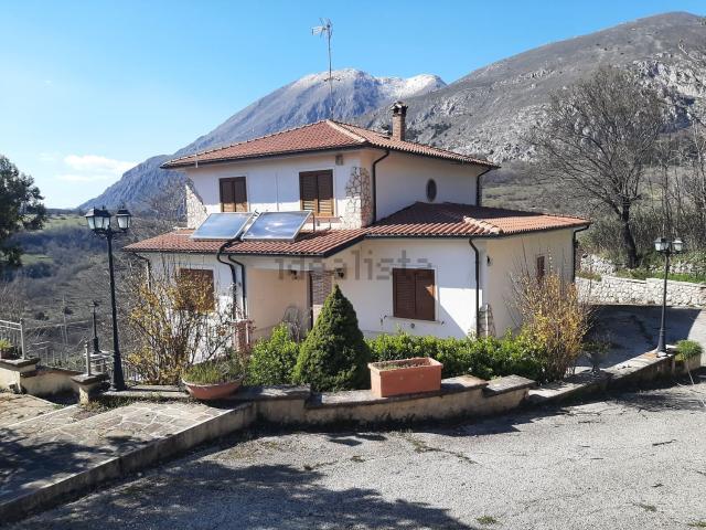 Casa in vendita a Aielli, Abruzzo