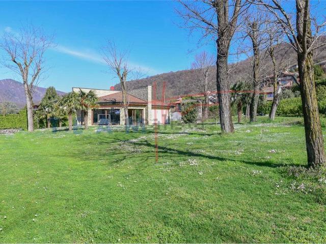Casa in vendita a Eupilio, Lombardia