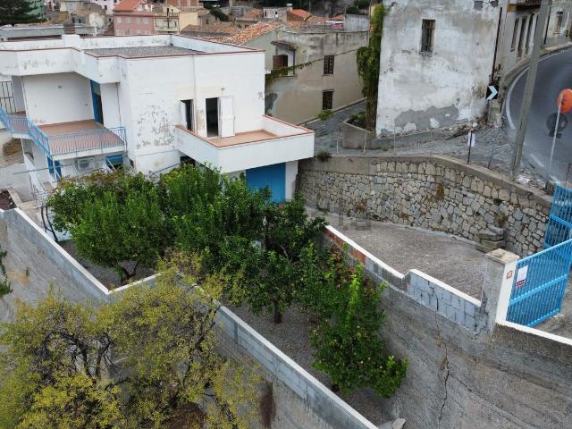 Casa in vendita a Furnari, Sicilia