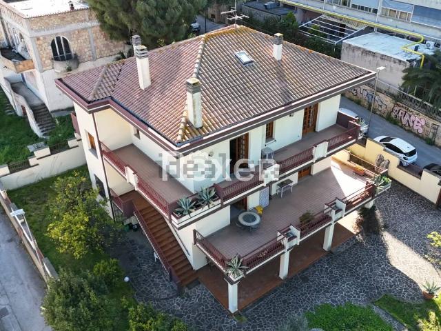 Casa in vendita a Pescara Colli, Pescara
