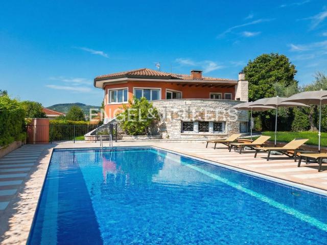 Casa in vendita a Bardolino, Veneto