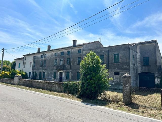 Casa in vendita a Fiesso Umbertiano, Veneto