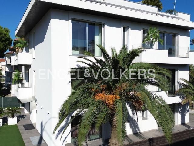 Casa in vendita a Rimini, Reggio Emilia
