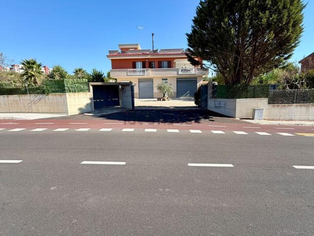 Casa in vendita a Castellaneta, Taranto