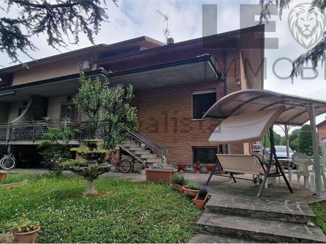 Casa in vendita a Unione di comuni Terre di Castelli, Savignano Sul Panaro