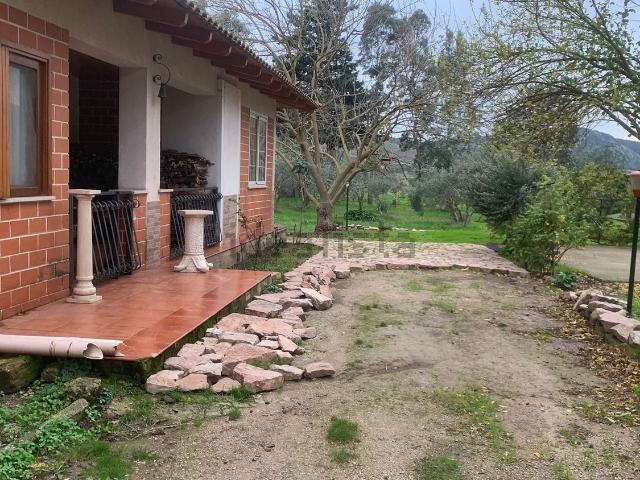 Casa in vendita a Santa Cristina Gela, Sicilia