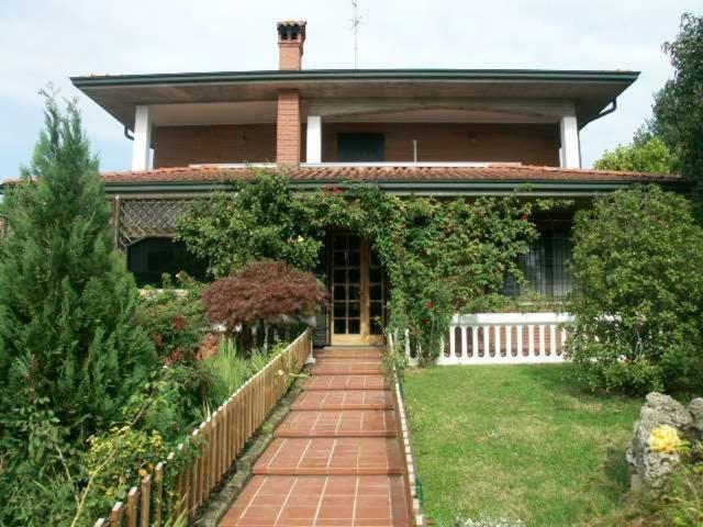 Casa in vendita a Cerro Al Lambro, Lombardia