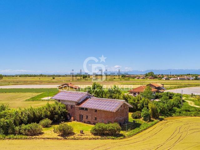 Casa in vendita a Tornaco, Novara
