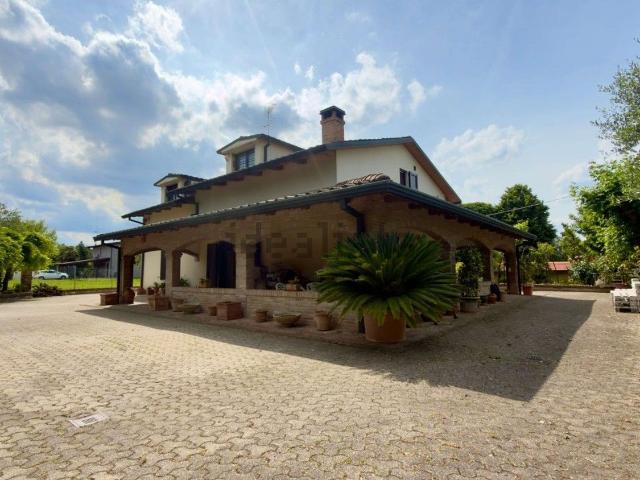 Casa in vendita a Unione di comuni Terre di Castelli, Castelvetro Di Modena