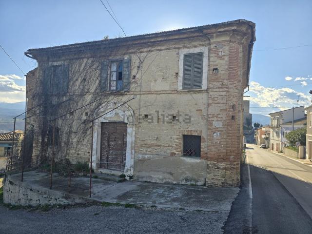 Casa in vendita a Rosciano, Abruzzo