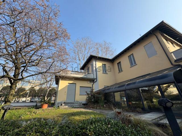 Casa in vendita a Regina Pacis, Monza