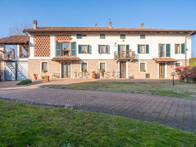 Casa in vendita a Piemonte, Asti