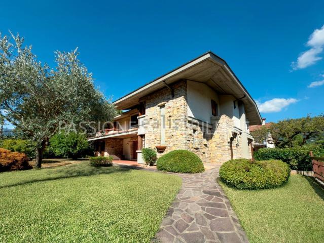 Casa in vendita a Villaggio Giorgio Montini, Brescia