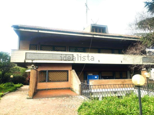Casa in vendita a Municipio Roma IX, Roma Capitale