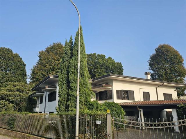 Casa in vendita a Camparada, Lombardia