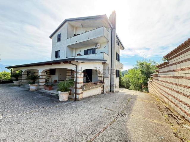 Casa in vendita a Caiazzo, Campania