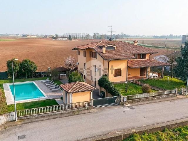 Casa in vendita a Grazie, Curtatone