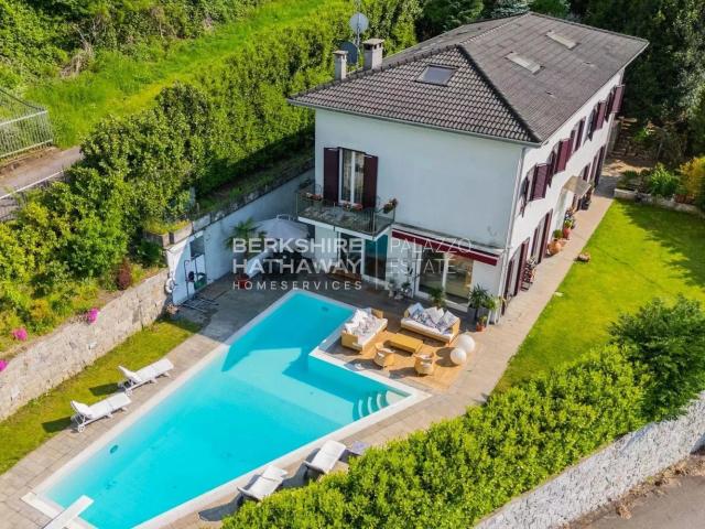 Casa in vendita a Caserme, Como