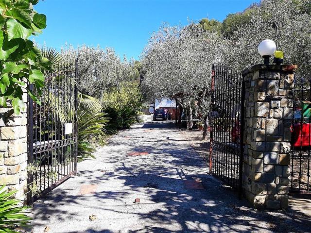 Casa in vendita a Vallecrosia, Liguria