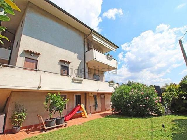 Casa in vendita a Curno, Lombardia