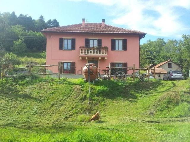 Casa in vendita a Osiglia, Liguria