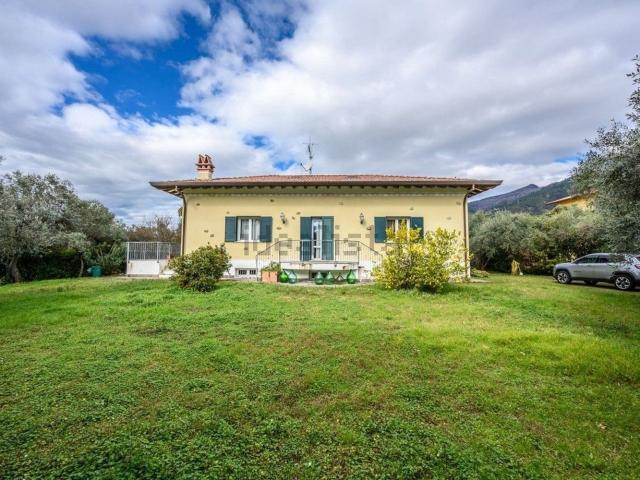 Casa in vendita a Ripa, Seravezza