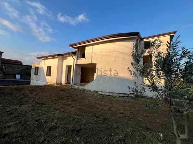 Casa in vendita a Solopaca, Campania
