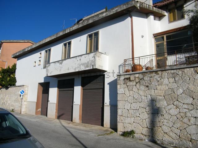 Casa in vendita a Alatri, Lazio