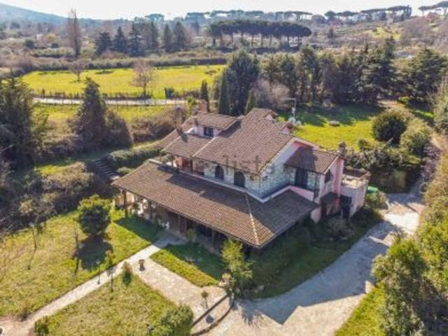 Casa in vendita a Roma Capitale, Lazio