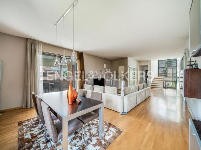 Casa in vendita a Uboldo, Lombardia