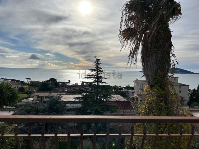Casa in vendita a Formia, Lazio