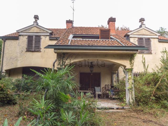 Casa in vendita a Mezzana, Somma Lombardo