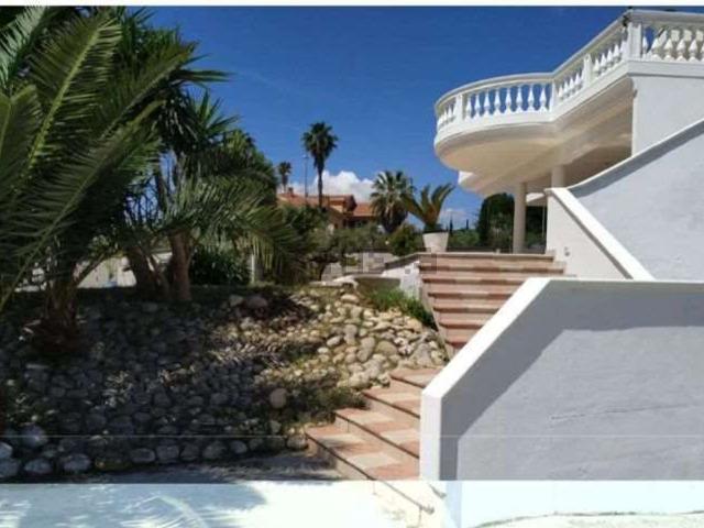 Casa in vendita a Città Sant'angelo, Abruzzo