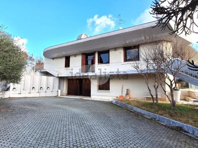 Casa in vendita a Piemonte, Torino