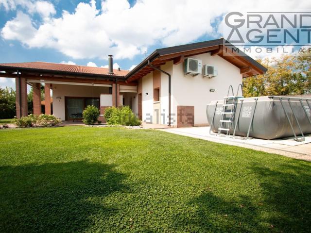 Casa in vendita a Villa Bartolomea, Veneto