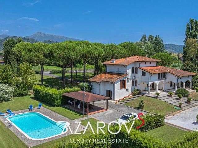 Casa in vendita a Tonfano, Toscana