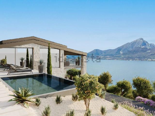 Casa in vendita a Torri Del Benaco, Veneto