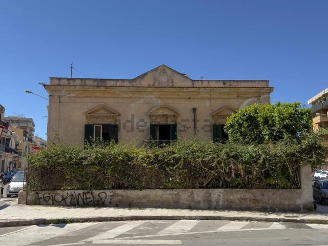 Casa in vendita a VIII Circoscrizione, Palermo