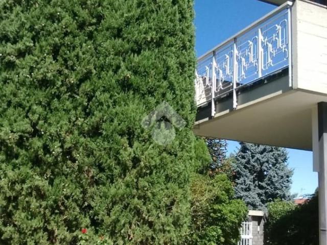Casa in vendita a Lonate Pozzolo, Lombardia