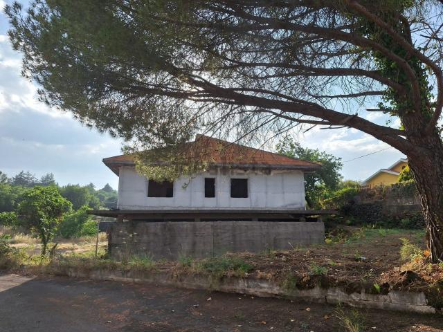 Casa in vendita a Pedara, Sicilia
