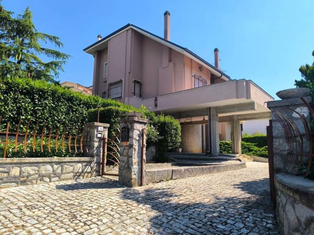 Casa in vendita a Agnone, Isernia